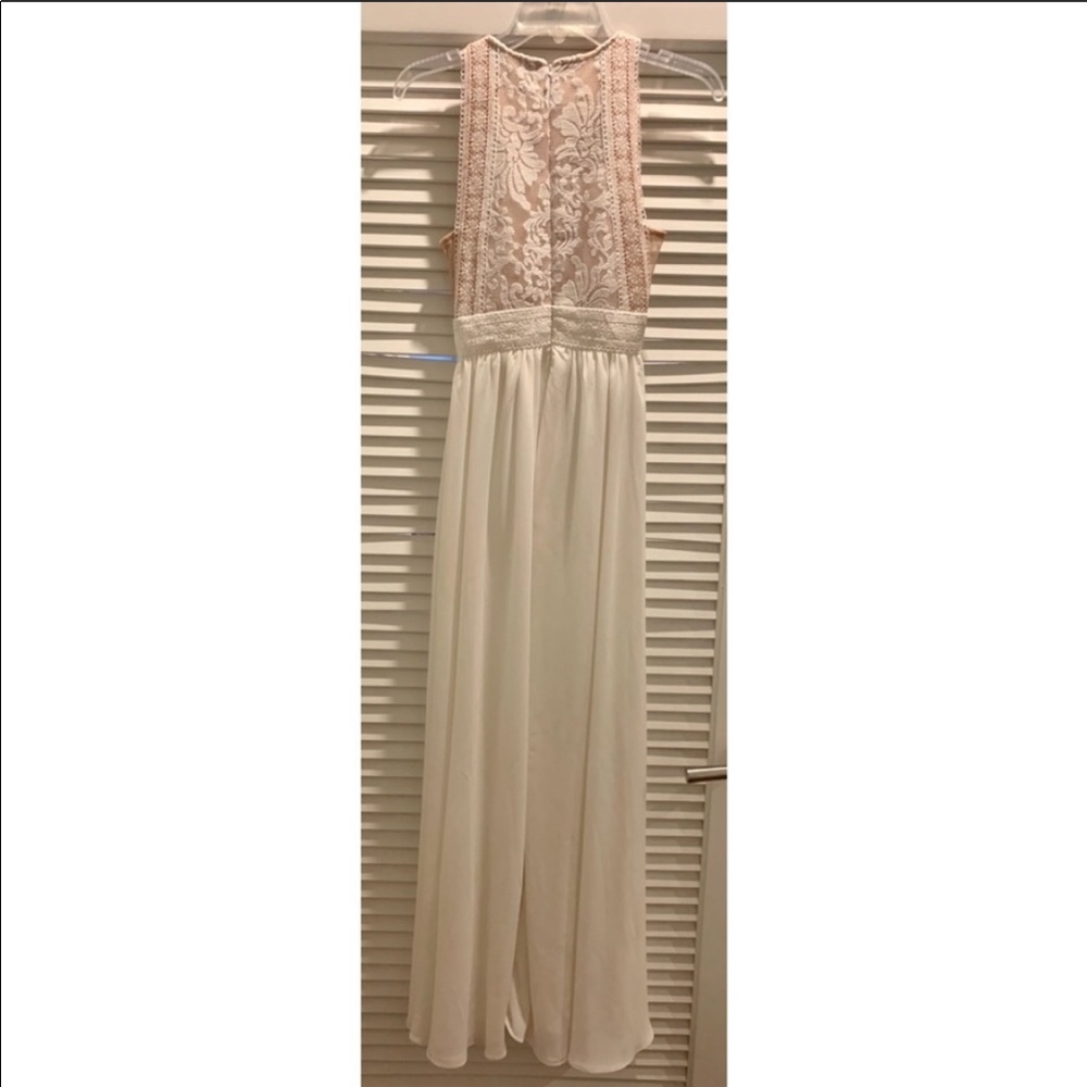 Lulu’s Forever & always white lace maxi dress